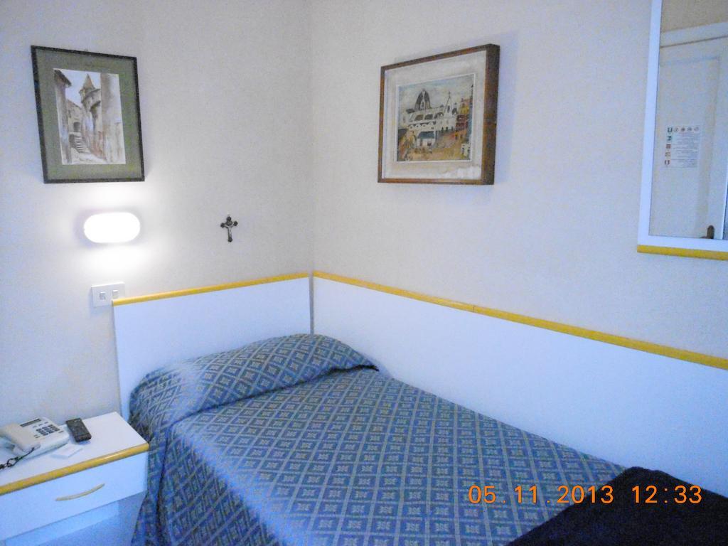 Albergo Villagrande Varraze Exterior foto