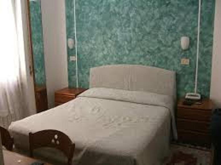 Albergo Villagrande Varraze Zimmer foto